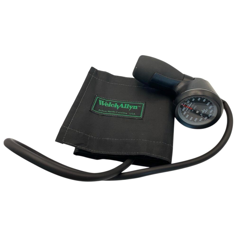 Tycos Welch Allyn Manual Blood Pressure Set - Adult Cuff & Bulb